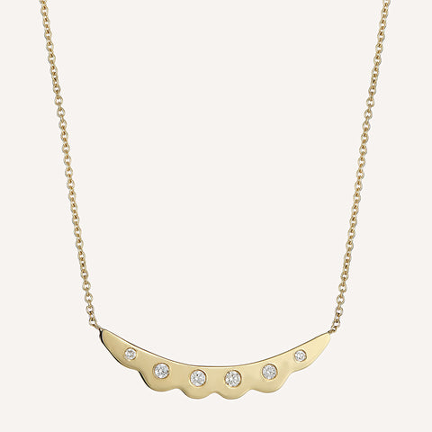 JUMBO CRESCENT WITH ISOLATED DIAMONDS